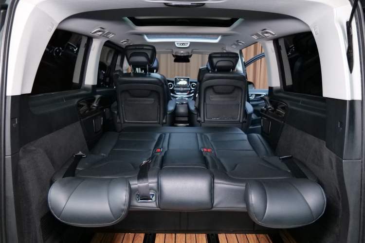 Used Mercedes-Benz V-Class 2018 V 260 L Prestige Extended Version China VI
