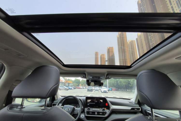 Used Toyota Highlander 2023 2.5L Smart Electric Hybrid Dual-Engine 4x4 Knight Edition 7 Seats