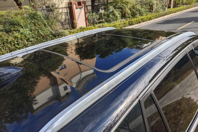 Used Buick Envision 2017 28T Four-Wheel Drive Luxury Model
