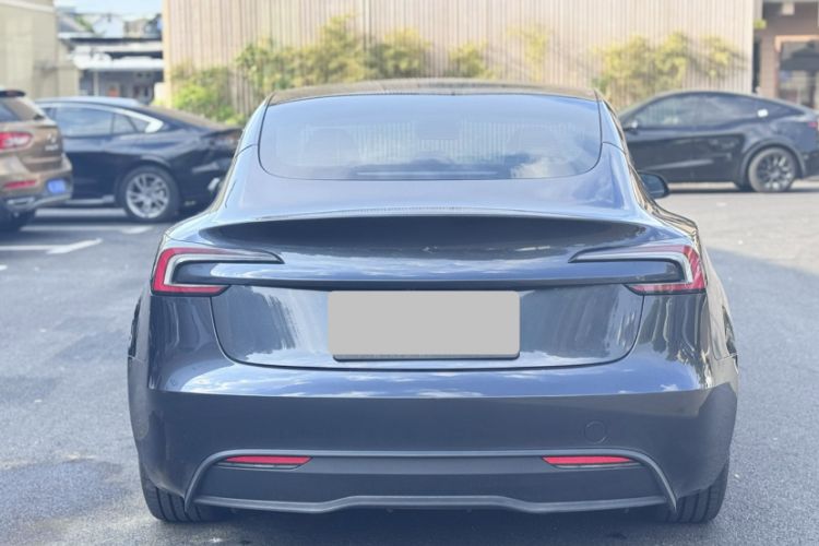 Used Tesla Model 3 2023 Long-Range All-Wheel-Drive Version