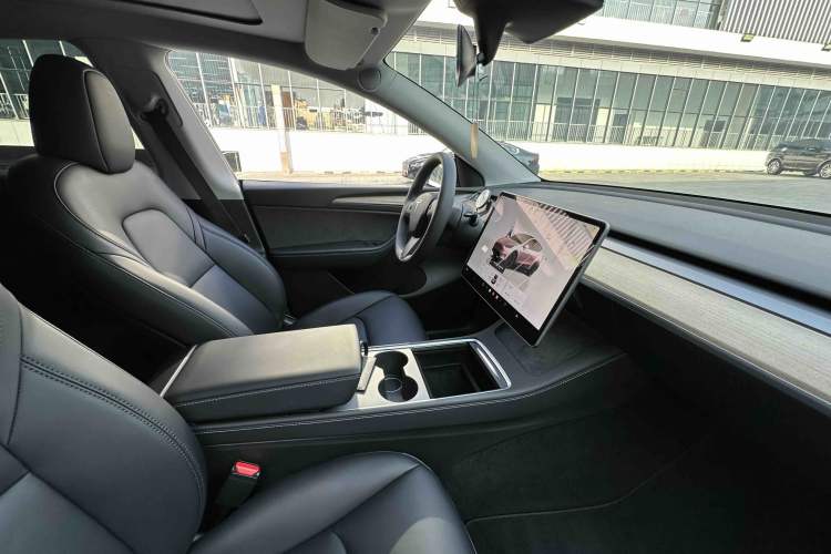 Used Tesla Model Y 2022 Revised Version Long-Range All-Wheel Drive