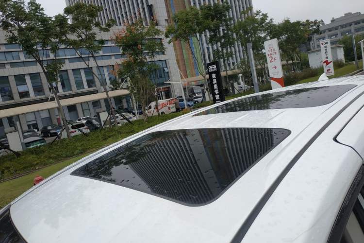 Used Buick GL8 2022 Land Executive Class 652T Prestige Model
