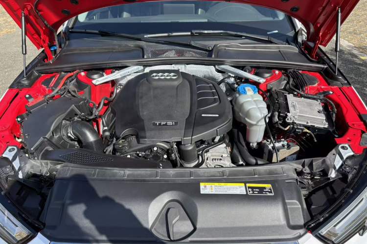 Used Audi A4L 2018 30th Anniversary Edition 40 TFSI Fashion Model
