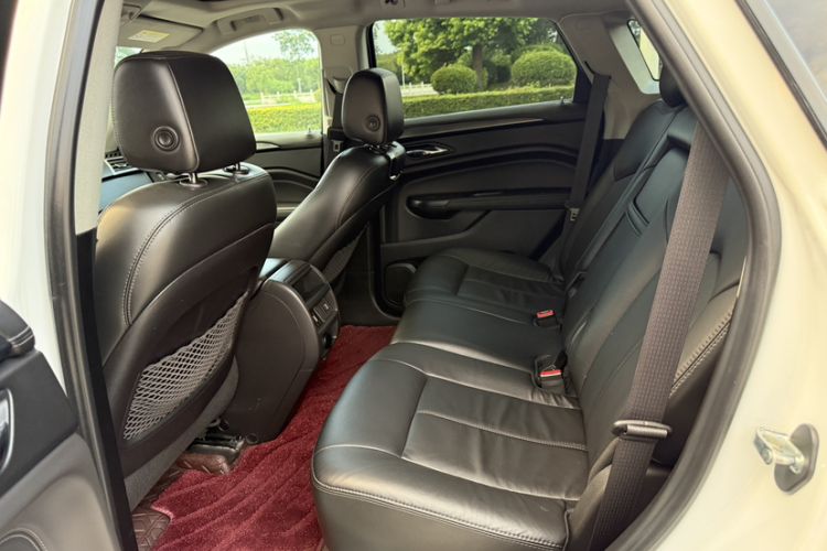 Used Cadillac SRX 2015 3.0L Comfort Version
