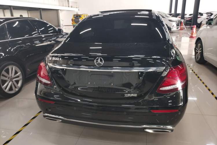 Used Mercedes-Benz E-Class 2019 E 300 L Stylish Model
