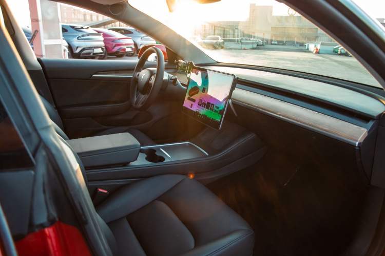 Used Tesla Model 3 2021 Standard Range Rear-Drive Upgraded Version
