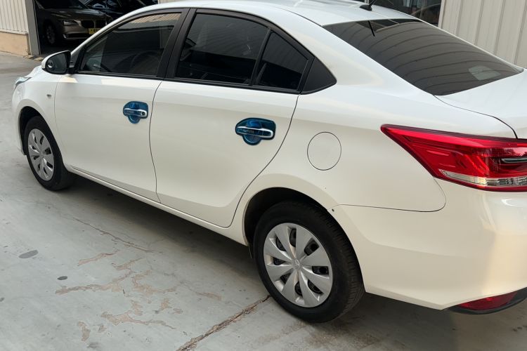 Used Toyota YARiS L 2020 1.5L CVT Leading Edition
