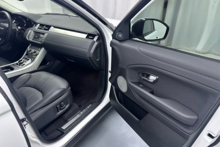 Used Land Rover Range Rover Evoque 2017 2.0T SE Smart Glow Edition
