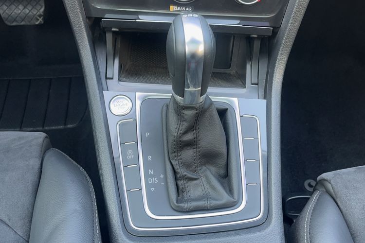 Used Volkswagen Golf 2019 280TSI DSG Luxury Version China VI Standard
