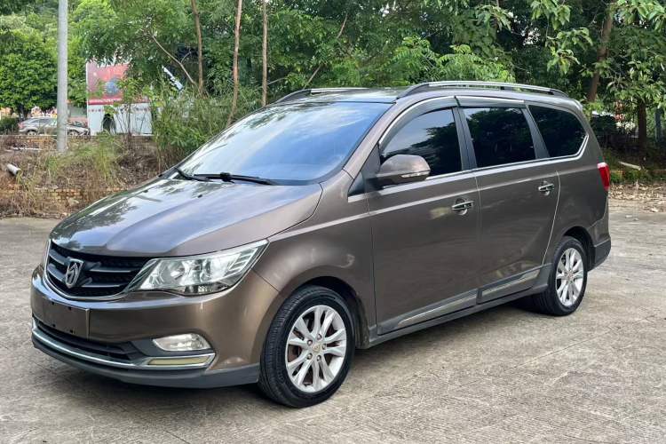 Used Baojun 730 2016 1.5L Manual Comfort Version 7 Seats China V Emission Standard
