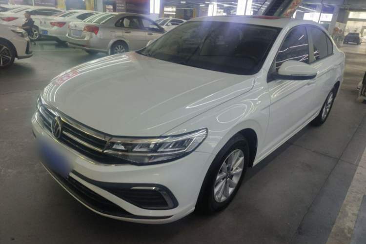 Used Volkswagen Bora 2023 1.5L Automatic Changer Limited Edition
