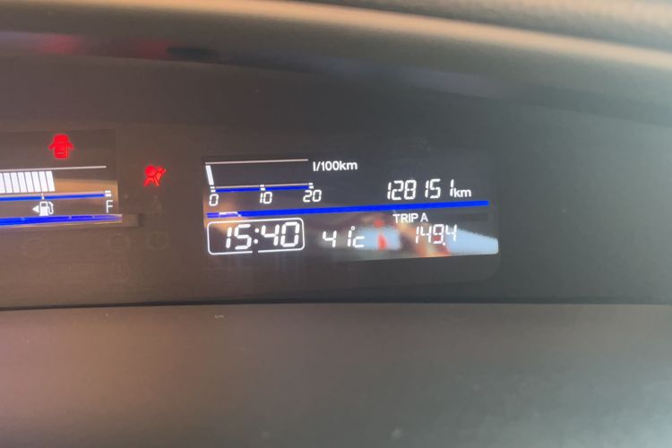 Used Honda Jade 2013 1.8L CVT Luxury Edition 5 seats
