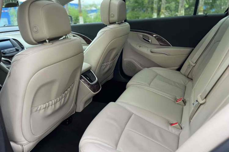 Used Buick LaCrosse 2013 2.4L SIDI Leading Comfort Version
