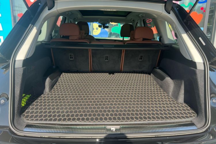 Used Audi Q7 2023 55 TFSI quattro S Prestige Edition
