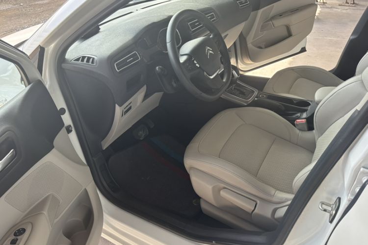 Used Citroen C4 Sega 2016 1.2THP Automatic Luxury Model
