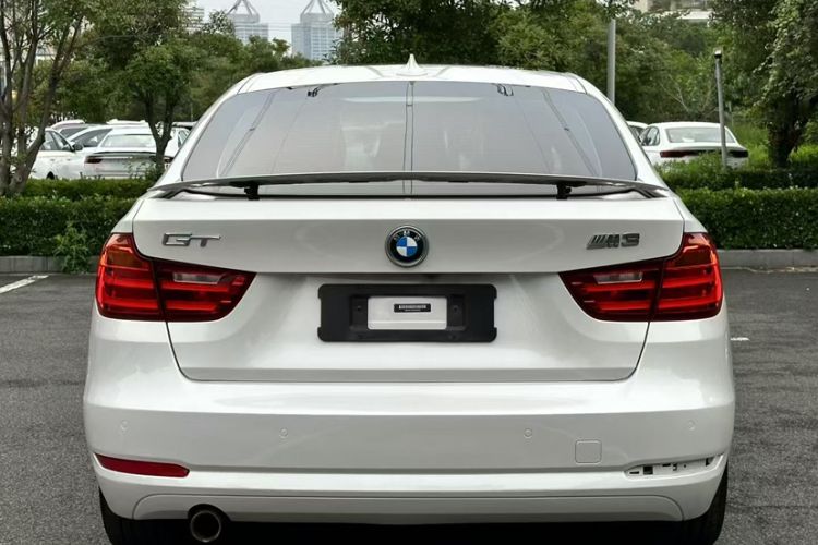 Used BMW 3 Series GT 2016 320i Fashion Model
