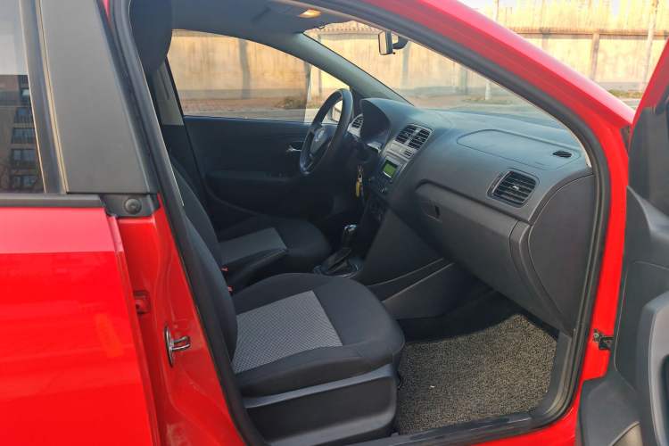 Used Volkswagen Polo 2016 1.4L Automatic Trendy Model