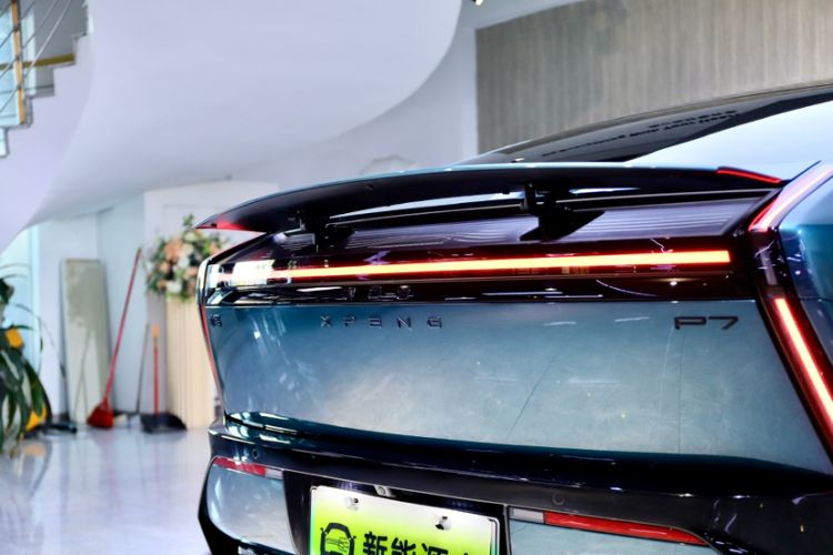 Used XPeng P7 
