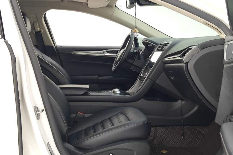 Used Ford Mondeo 2017 EcoBoost 180 Stylish Model
