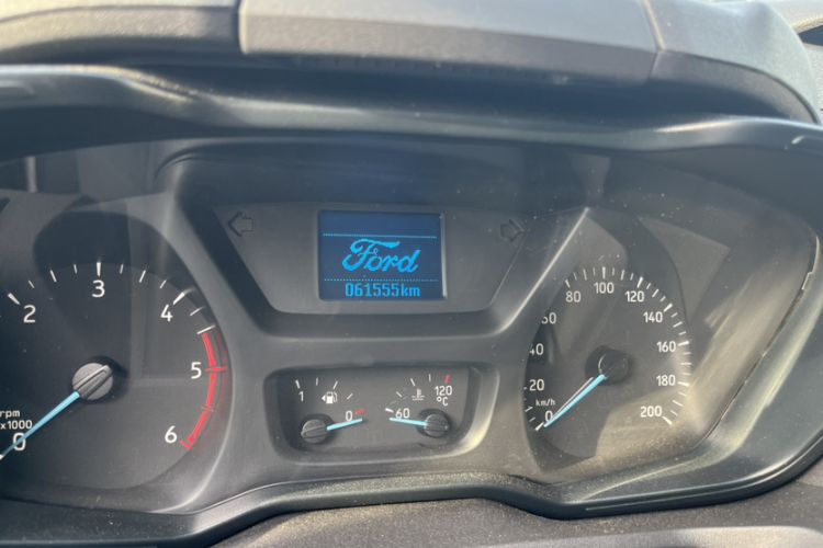 Used Ford Transit 2019 2.0T Diesel Multi-Purpose Commercial Vehicle Mid-Drive Mid-Roof 6-Seater China VI Standard
