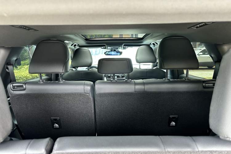 Used Toyota Crown Land Cruiser 2023 2.5L HEV Four-Wheel Drive Prestige Edition