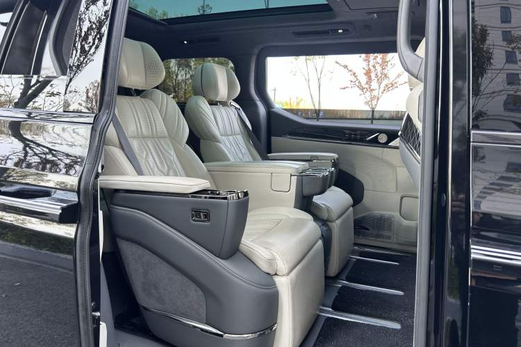 Used Zeekr 009 2022 WE Edition