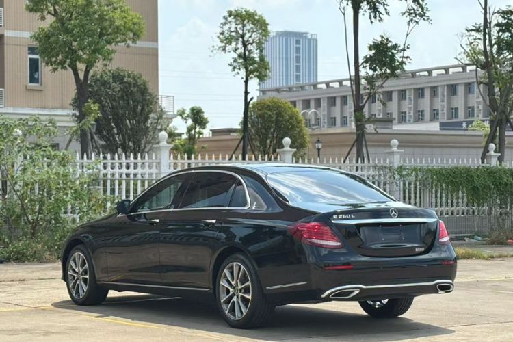 Used Mercedes-Benz E-Class 2020 Facelift E 260 L