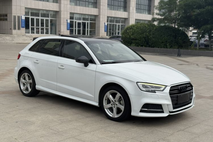 Used Audi A3 2019 Sportback 35 TFSI Fashion Edition China VI Emission Standard
