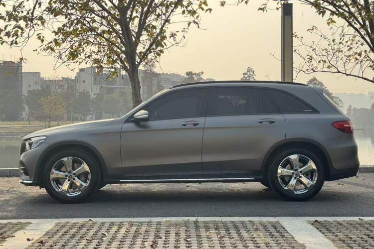 Used Mercedes-Benz GLC 2019 GLC 260 L 4MATIC Luxury Model
