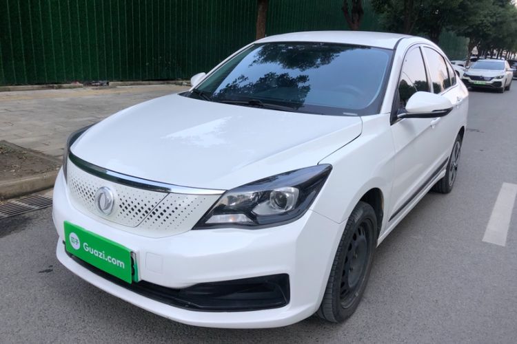 Used Dongfeng Aeolus E70 2023 500 Smart Edition Lithium Iron Phosphate 48.6 kWh 120 kW