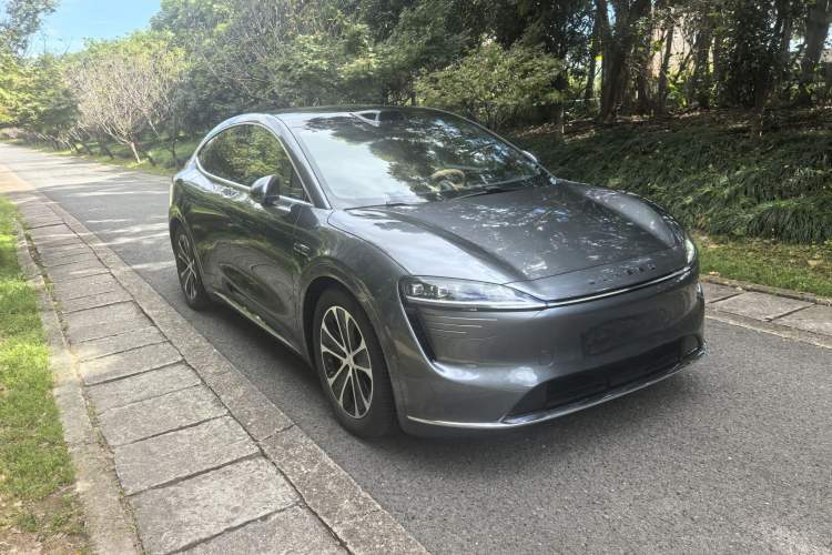 Used Hima Luxeed R7 2024 All-Electric 736 km Ultra
