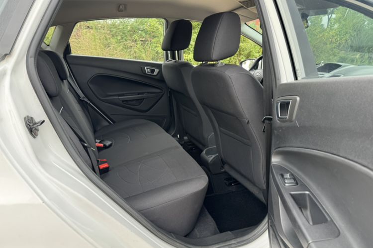 Used Ford Fiesta 2013 Hatchback 1.5L Automatic Fashion Edition
