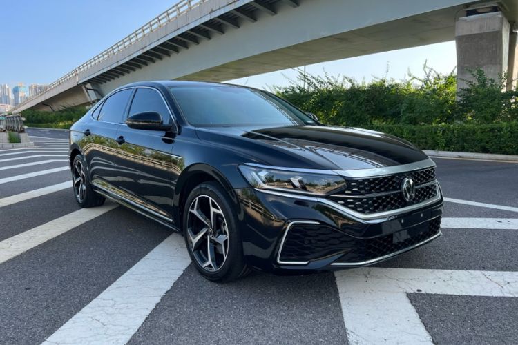 Used Volkswagen Passat 2024 330TSI Starry Elite Edition
