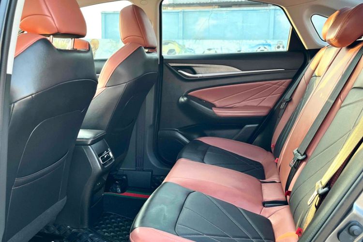 Used Changan Eado 2024 PLUS Blue Whale NE 1.4T GDI DCT High-Energy Edition
