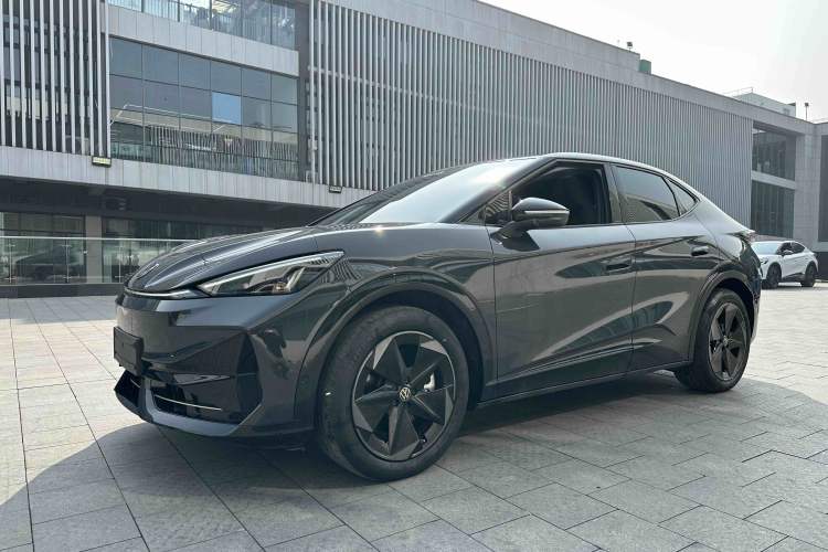 Used Volkswagen ID.UNYX 2024 Pro Long-Range Version