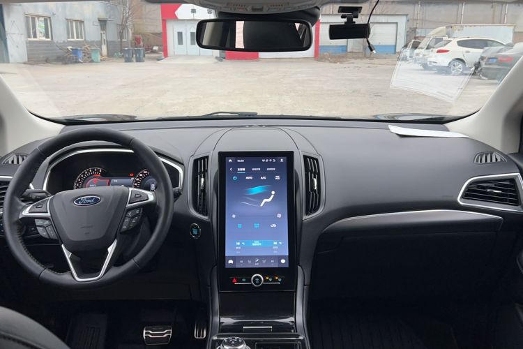 Used Ford Edge 2020 EcoBoost 245 Two-Wheel Drive Titanium 7-Seater
