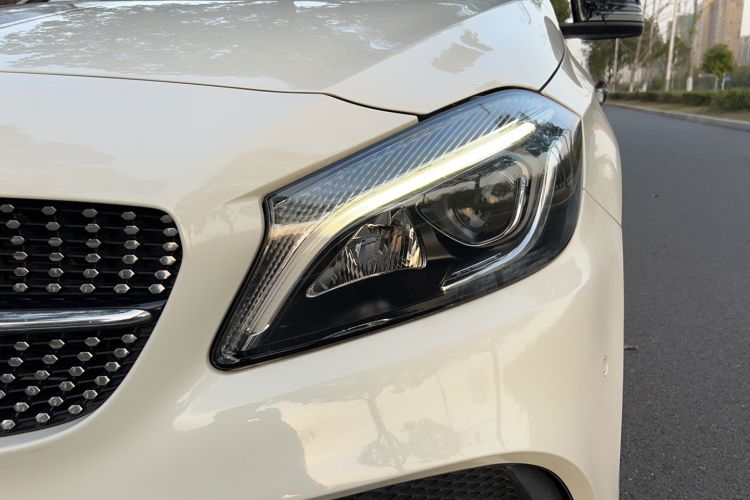 Used Mercedes-Benz A-Class (Import) 2017 A 200 Polar Limited Edition
