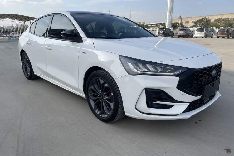 Used Ford Focus 2022 Sedan EcoBoost 180 Automatic ST Line
