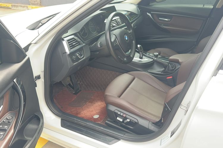 Used BMW 3 Series 2018 320Li Fashion Model
