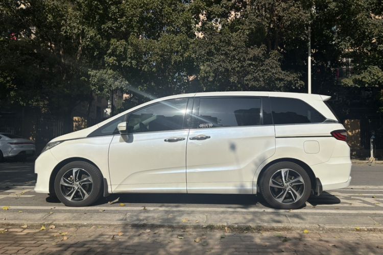 Used Honda Odyssey 2017 2.4L Luxury Edition
