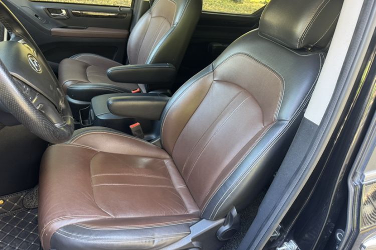 Used SAIC MAXUS G10 2016 2.0T Automatic Flagship Edition
