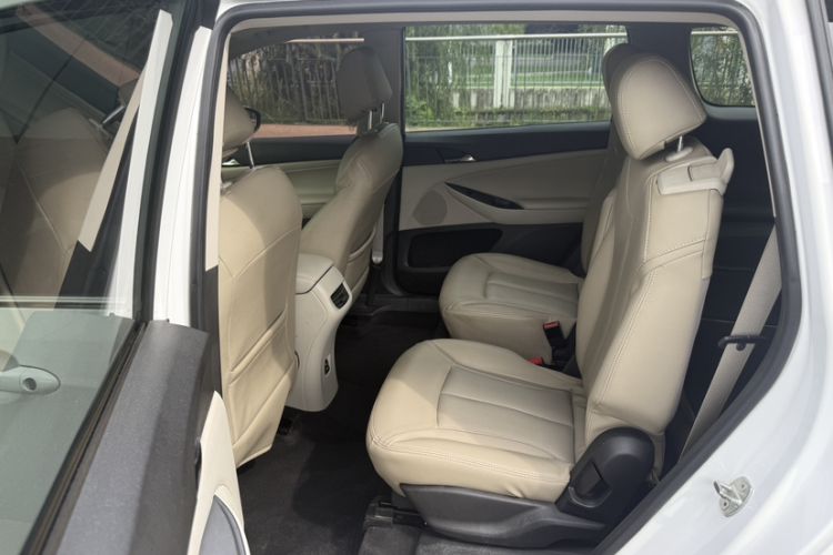 Used Buick GL6 2019 18T 6-Seater Elite Version China VI Standard
