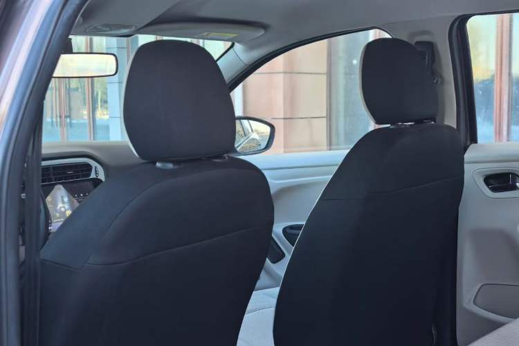 Used Peugeot 301 2014 1.6L Manual Comfort Edition