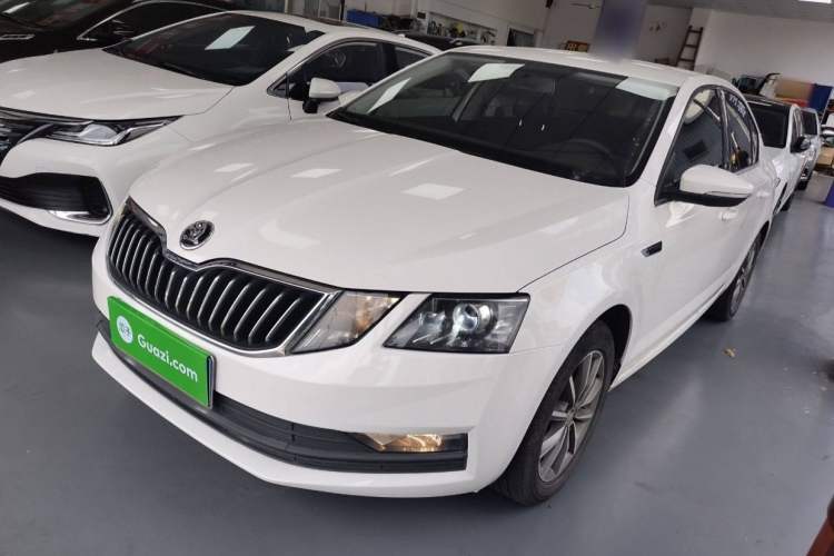 Used Skoda Octavia 2019 TSI230 DSG Smart & Comfort Edition China VI Standard