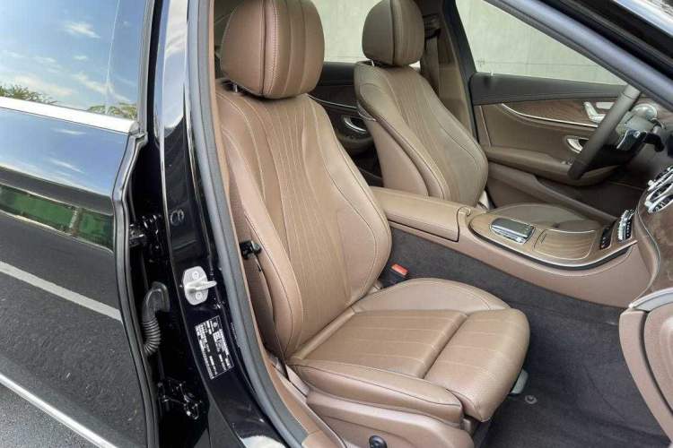 Used Mercedes-Benz E-Class 2023 E 260 L