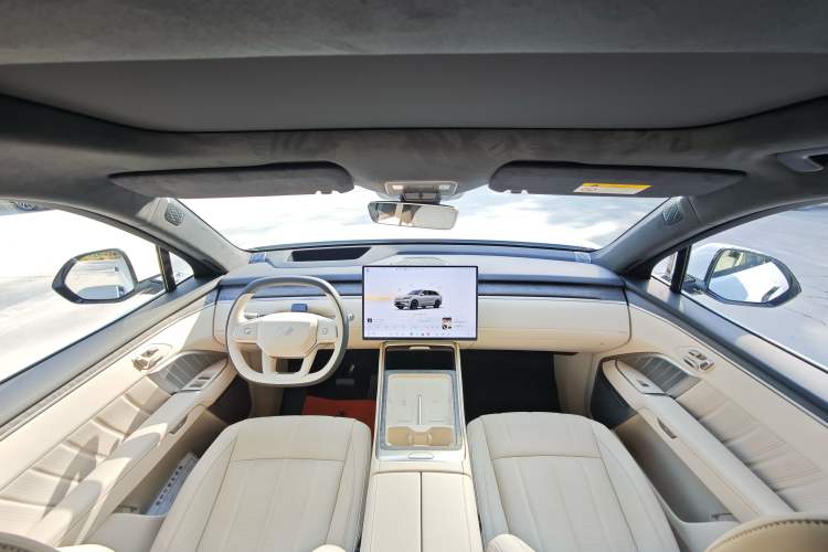 Used ONVO Luxeed L90 