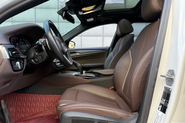 Used BMW 5 Series 2022 Second Facelift 530Li Leading Edition M Sport Package
