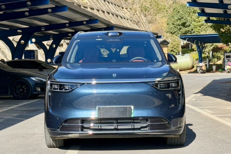 Used Hima AITO M8 2025 Extended-Range Ultra Version 53.4 kWh 5-Seater Edition