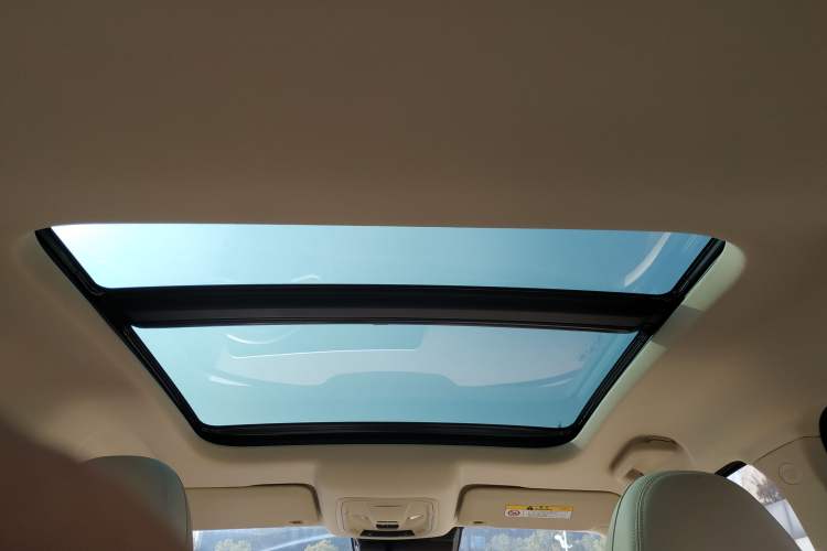 Used ORA Good Cat 2022 Morandi Edition 400km Standard Range Premium Version Lithium Iron Phosphate