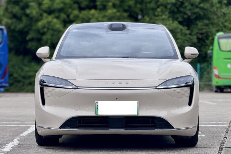 Used Hima Luxeed R7 2025 Range-Extended Version 251 km Max
